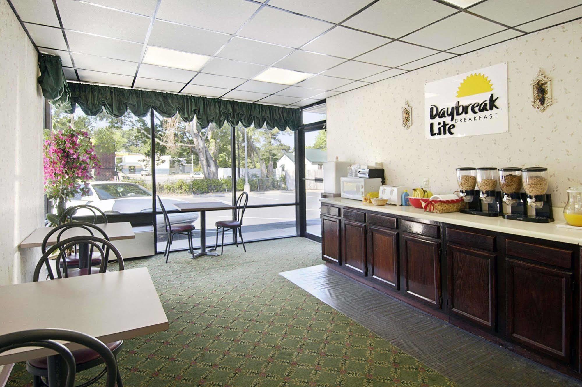 Days Inn Cheraw Restaurante foto