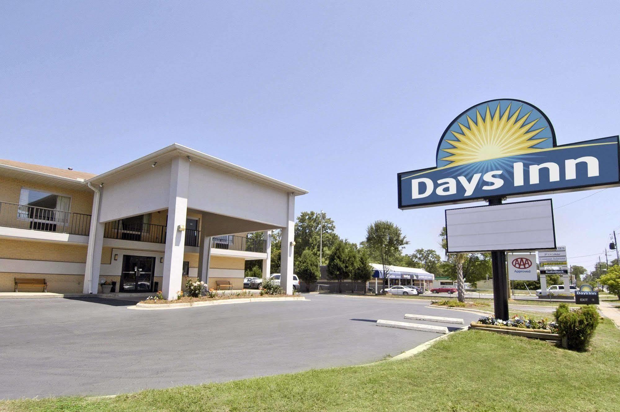 Days Inn Cheraw Exterior foto